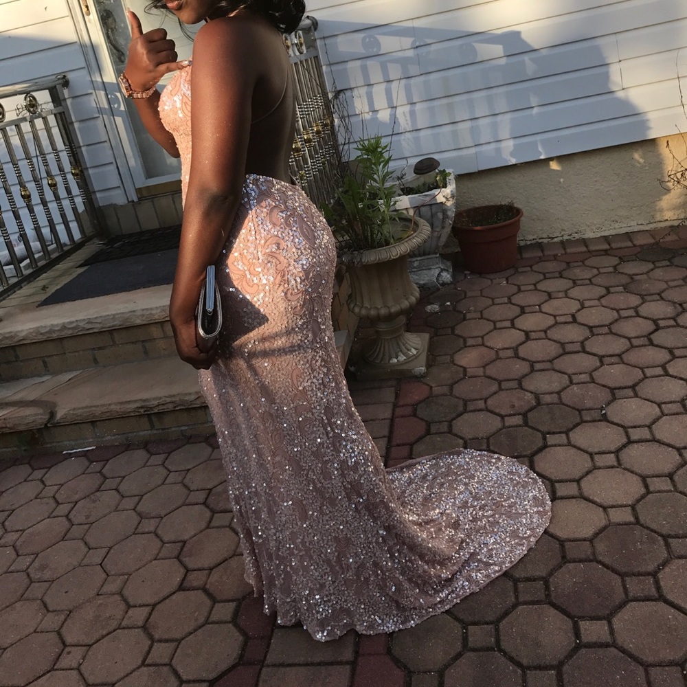 Prom Dress - Picture 4 of 5